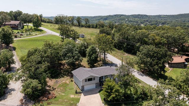 580 Parkview Drive, Blue Eye, MO 65611