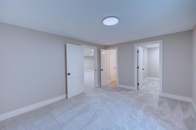 3112 Long Ct, Winfield, KS 67156