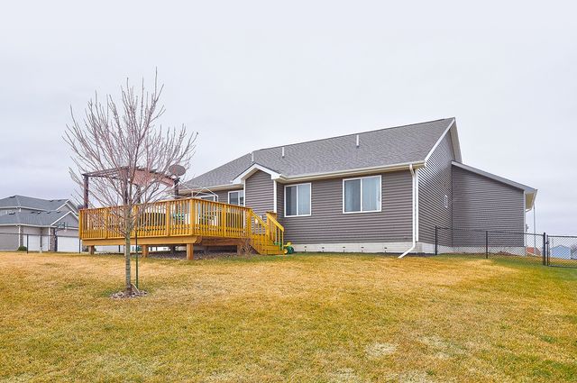 502 Hickory Drive, Norwalk, IA 50211