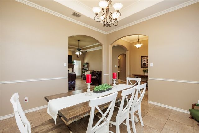 4146 Cross River Dr, Corpus Christi, TX 78410