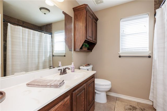 4146 Cross River Dr, Corpus Christi, TX 78410