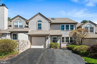 28 MANCHESTER CT #28, Berwyn, PA 19312