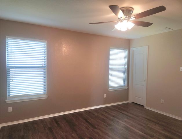 160 Rummel DR, Kyle, TX 78640