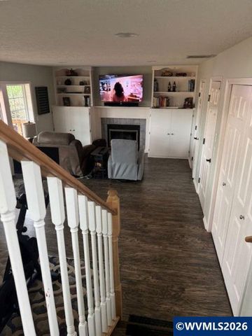 2925 Breckenridge St NW, Salem, OR 97304