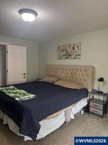 2925 Breckenridge St NW, Salem, OR 97304