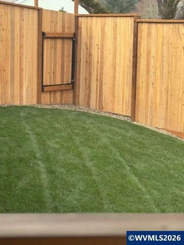 2925 Breckenridge St NW, Salem, OR 97304