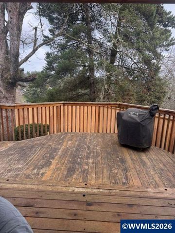 2925 Breckenridge St NW, Salem, OR 97304