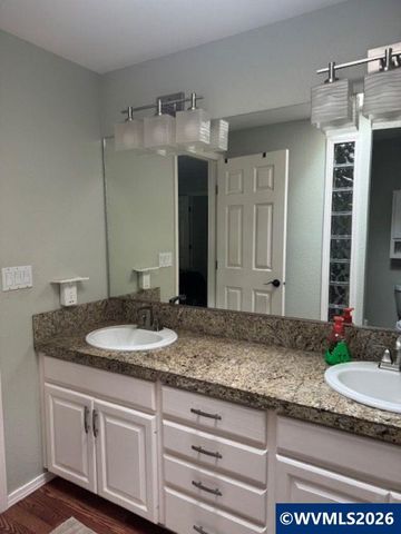 2925 Breckenridge St NW, Salem, OR 97304