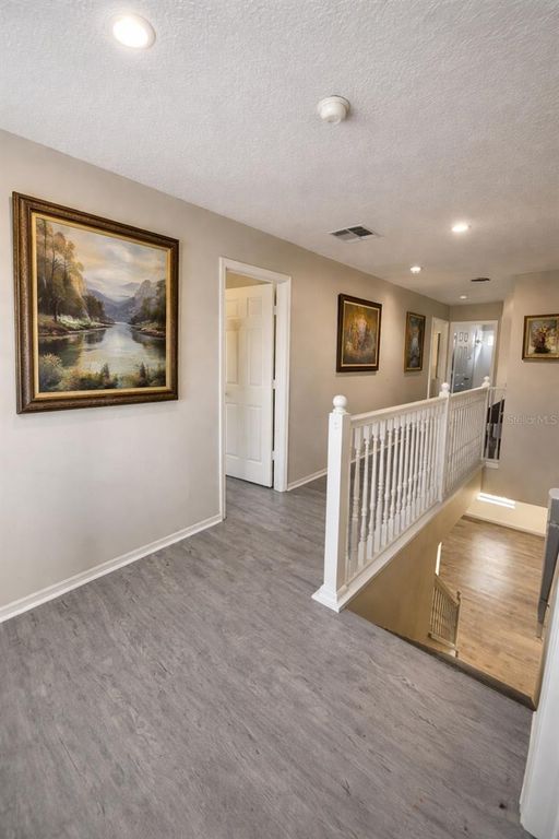 Image 5 of property listing at 14114 ABACO ISLE DRIVE, Orlando, FL 32824
