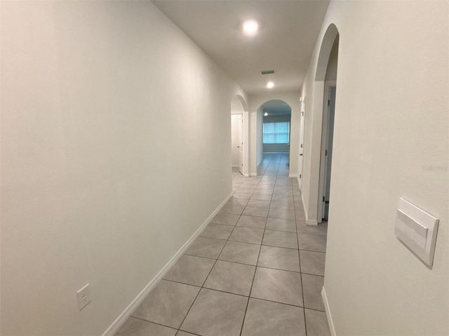 500 HICKORY COURSE LOOP, Ocala, FL 34472