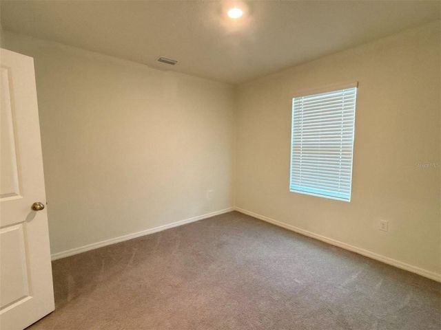 500 HICKORY COURSE LOOP, Ocala, FL 34472