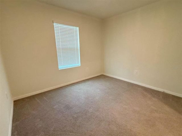 500 HICKORY COURSE LOOP, Ocala, FL 34472