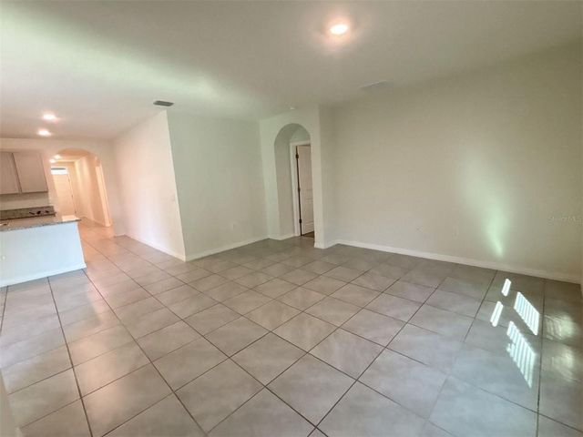 500 HICKORY COURSE LOOP, Ocala, FL 34472