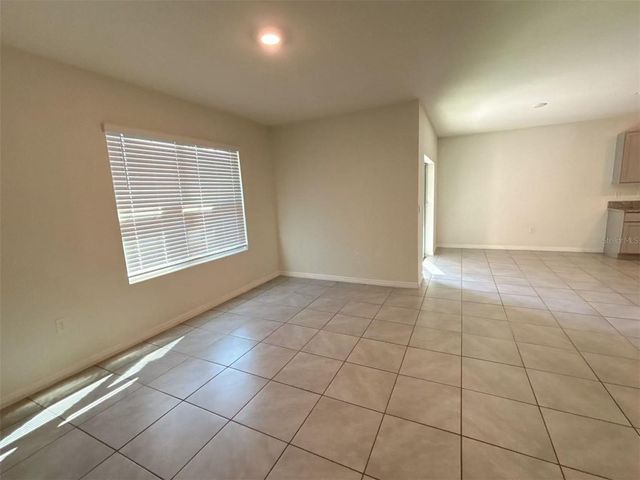 500 HICKORY COURSE LOOP, Ocala, FL 34472