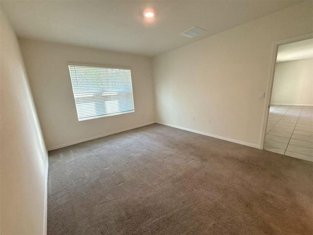 500 HICKORY COURSE LOOP, Ocala, FL 34472