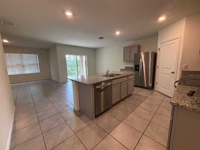 500 HICKORY COURSE LOOP, Ocala, FL 34472