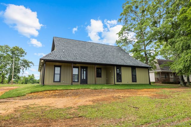1604 4TH Avenue N, Clanton, AL 35045