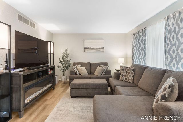 366 Elm Street, Holland, MI 49424