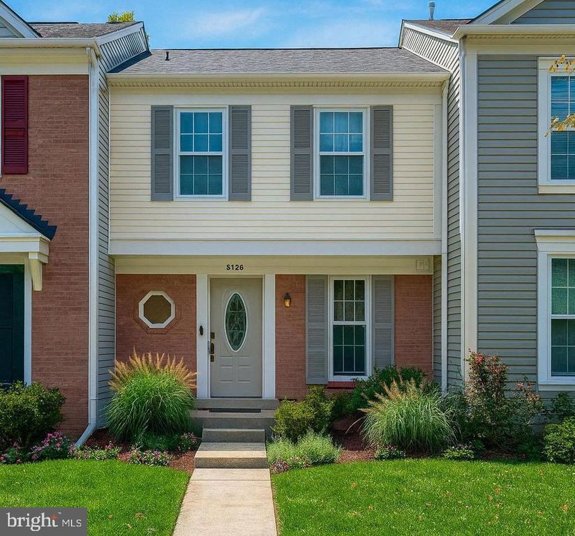 9136 OSHAD LN, Springfield, VA 22152