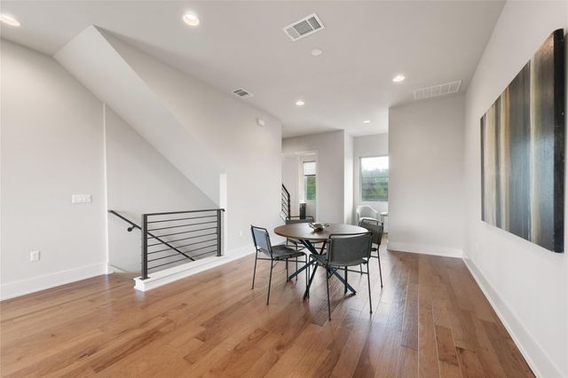 7913 Floracita LN, Austin, TX 78735