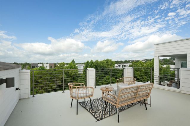 7913 Floracita LN, Austin, TX 78735