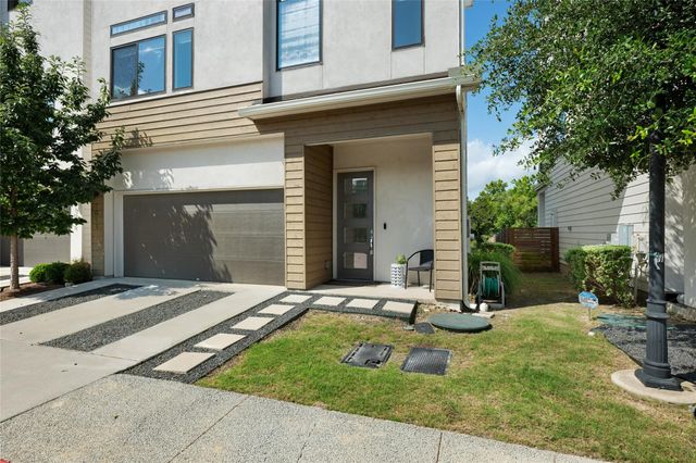 7913 Floracita LN, Austin, TX 78735