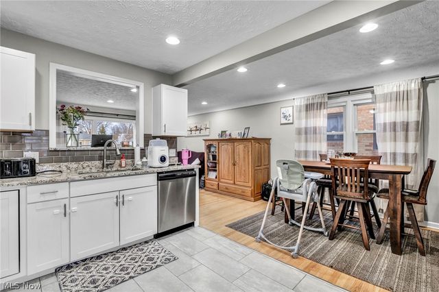 11511 Blossom Avenue, Parma Heights, OH 44130