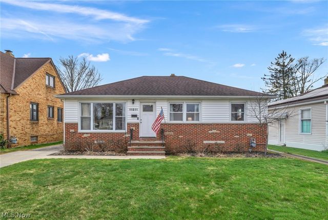 11511 Blossom Avenue, Parma Heights, OH 44130