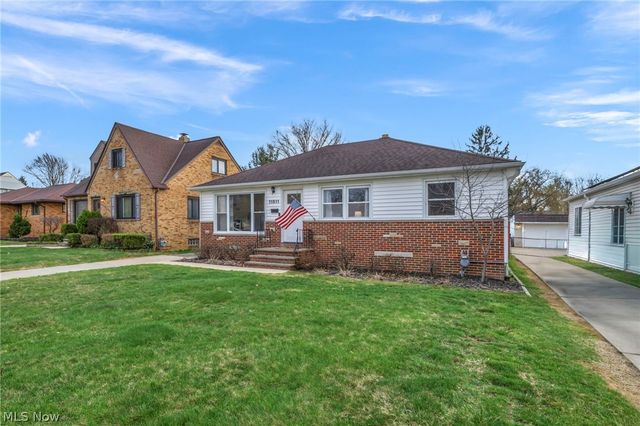 11511 Blossom Avenue, Parma Heights, OH 44130