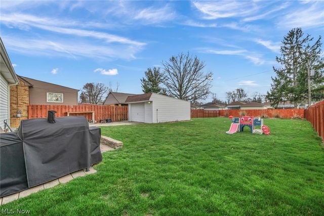 11511 Blossom Avenue, Parma Heights, OH 44130