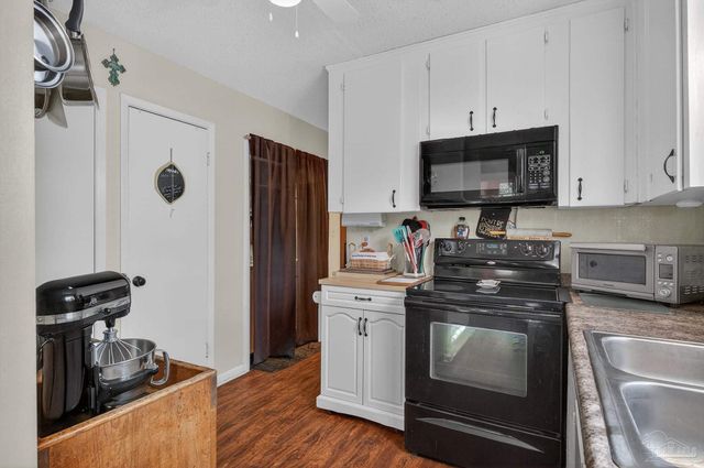 7985 Mobile Hwy, Pensacola, FL 32526