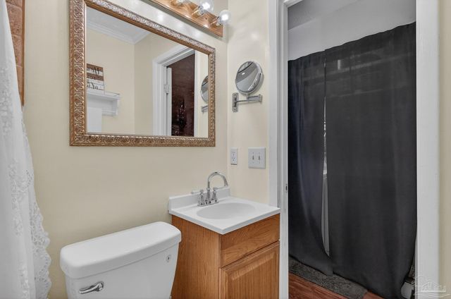 7985 Mobile Hwy, Pensacola, FL 32526