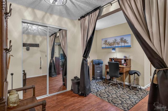 7985 Mobile Hwy, Pensacola, FL 32526