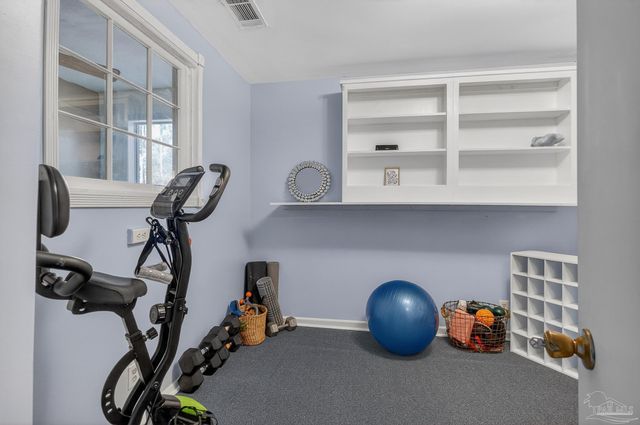 7985 Mobile Hwy, Pensacola, FL 32526