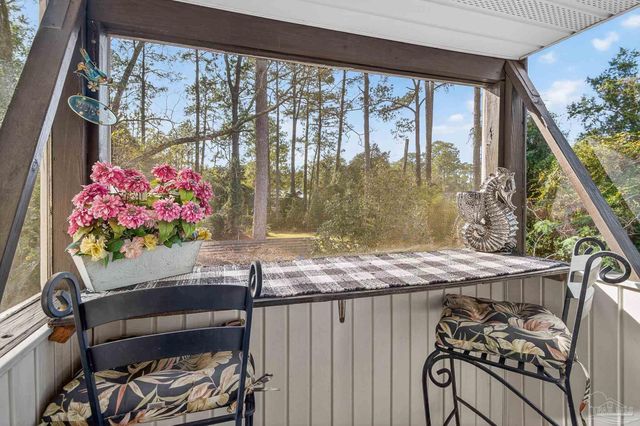 7985 Mobile Hwy, Pensacola, FL 32526