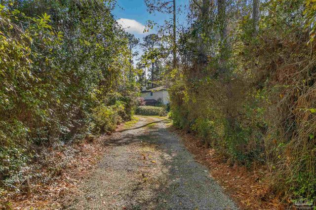 7985 Mobile Hwy, Pensacola, FL 32526