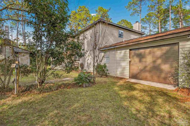 7985 Mobile Hwy, Pensacola, FL 32526