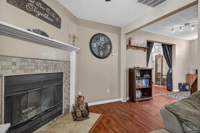 7985 Mobile Hwy, Pensacola, FL 32526