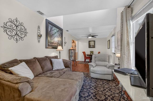 7985 Mobile Hwy, Pensacola, FL 32526