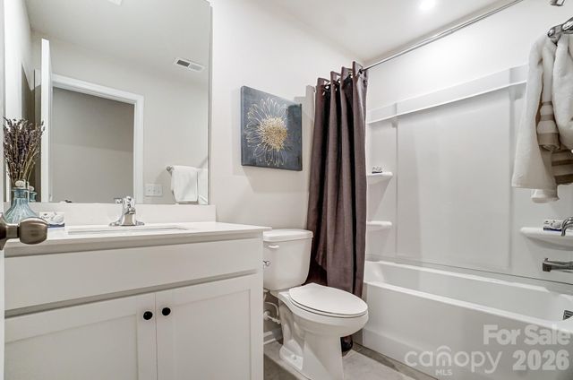 3835 Cheyney Park Drive, Charlotte, NC 28269