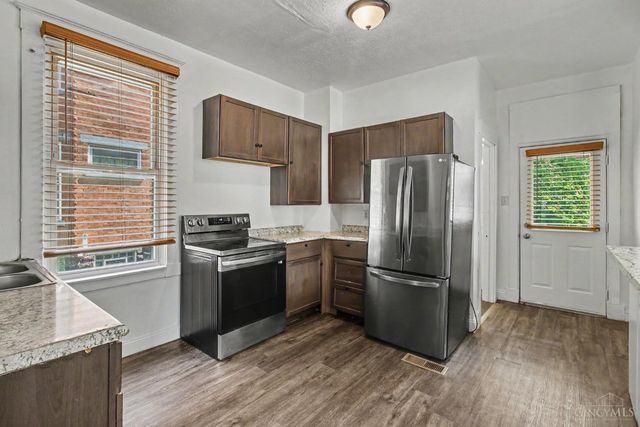 934 Sunset Avenue, Cincinnati, OH 45205