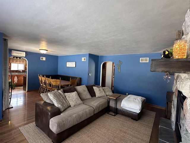 718 Grove Street, Beaver Dam, WI 53916