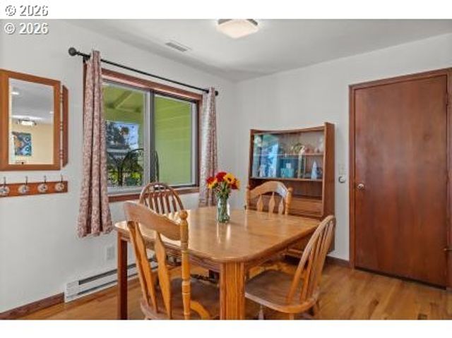 1607 23RD Ave, Forest Grove, OR 97116