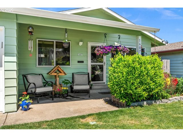 1607 23RD Ave, Forest Grove, OR 97116
