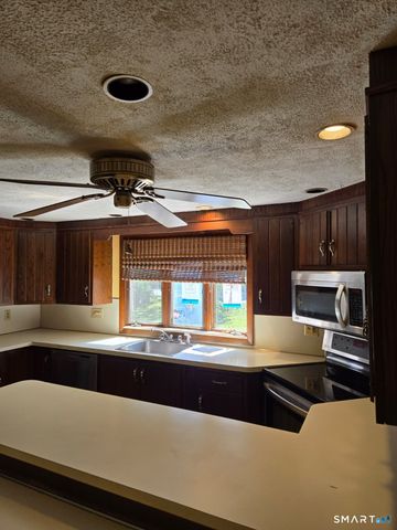 4 Woodland Drive, Wolcott, CT 06716