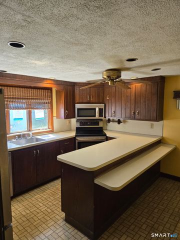 4 Woodland Drive, Wolcott, CT 06716