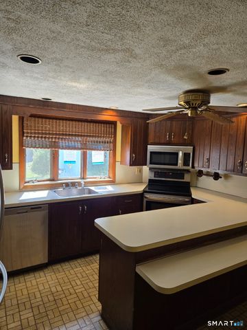 4 Woodland Drive, Wolcott, CT 06716