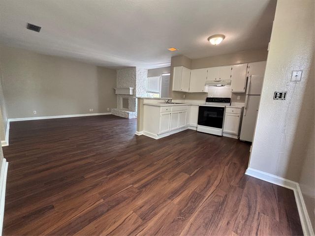 10010 Brownie DR C, Austin, TX 78753
