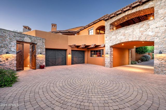 41862 N 101ST Place, Scottsdale, AZ 85262