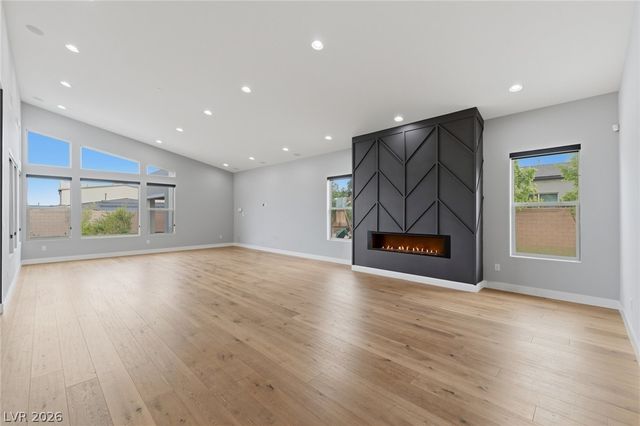 8380 Mojave Creek Court, Las Vegas, NV 89113